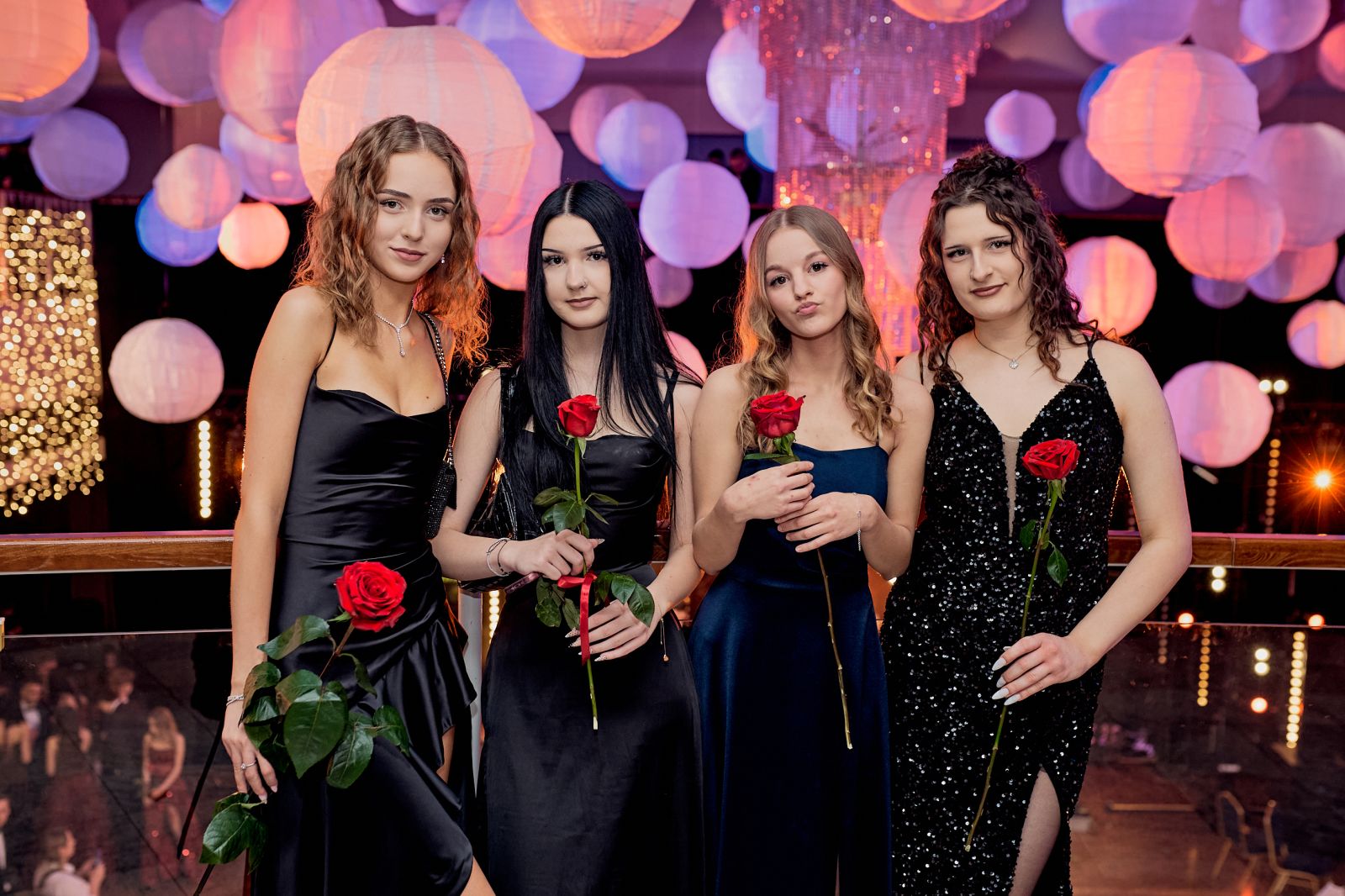 Fryzura na studniówkę 2027 - inspiracja